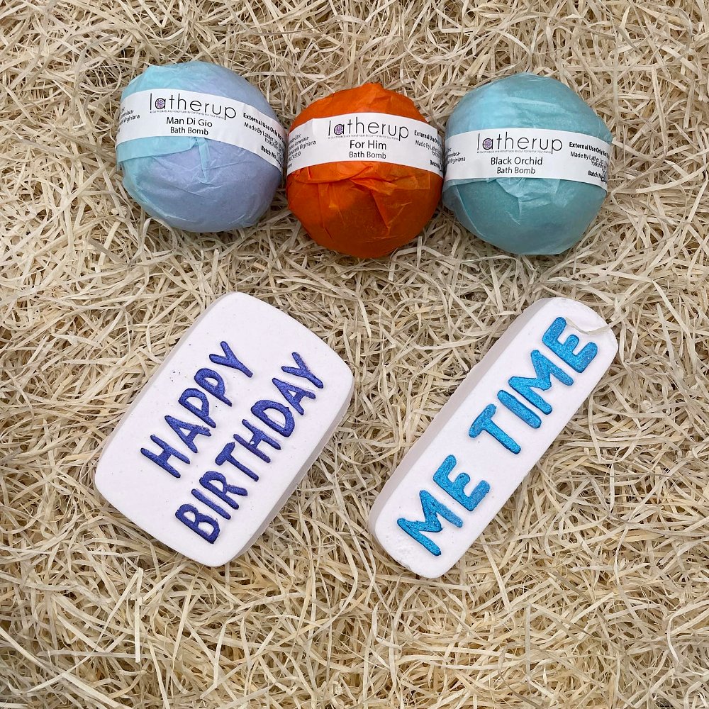 Small Men's Happy Birthday Bath Bomb Set