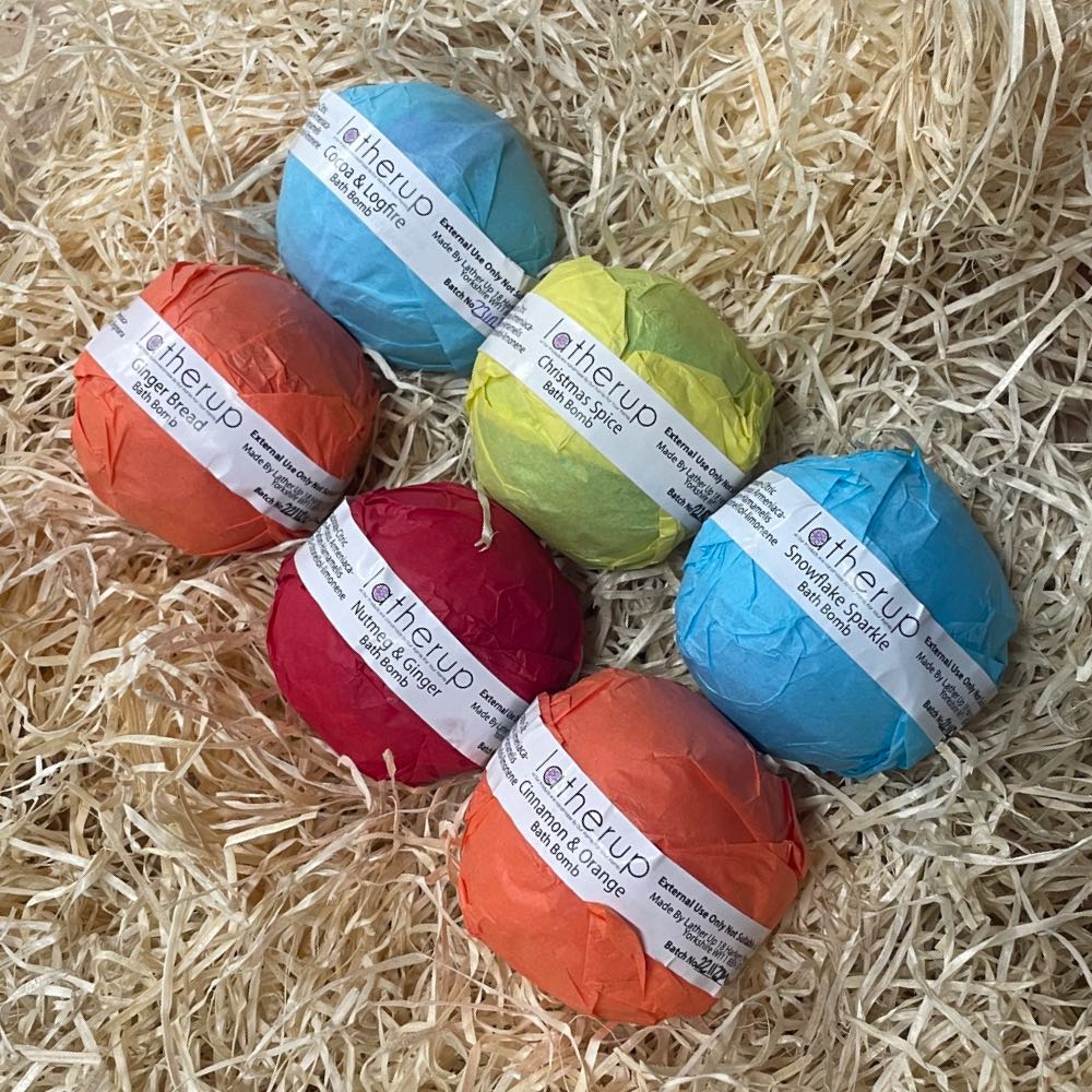 7oz Christmas Bath Bomb Set - Christmas Scented