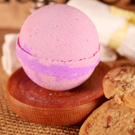 Baked Cookies Bath Bomb 4oz Lather Up UK