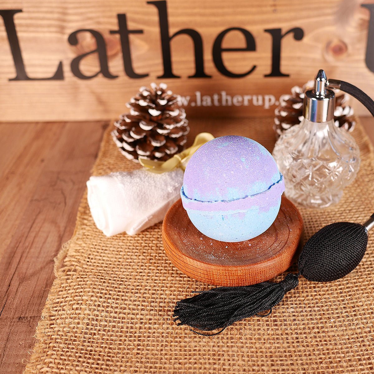 Diamond Bath Bomb 4oz Lather Up UK