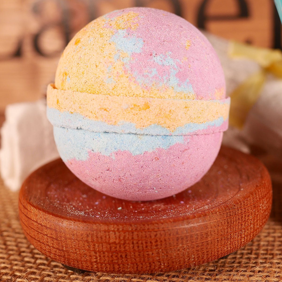 For Him Bath Bomb 4oz Lather Up UK