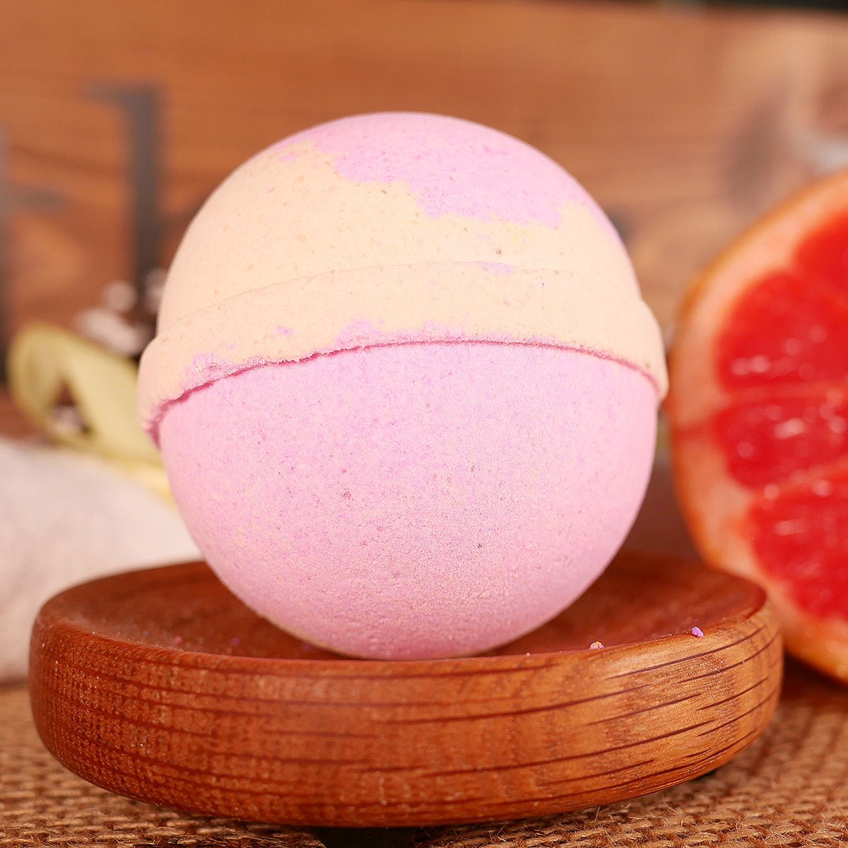 Grapefruit Bath Bomb 7oz Lather Up UK