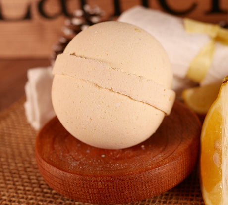 Lemon Fizz Bath Bomb 4oz Lather Up UK