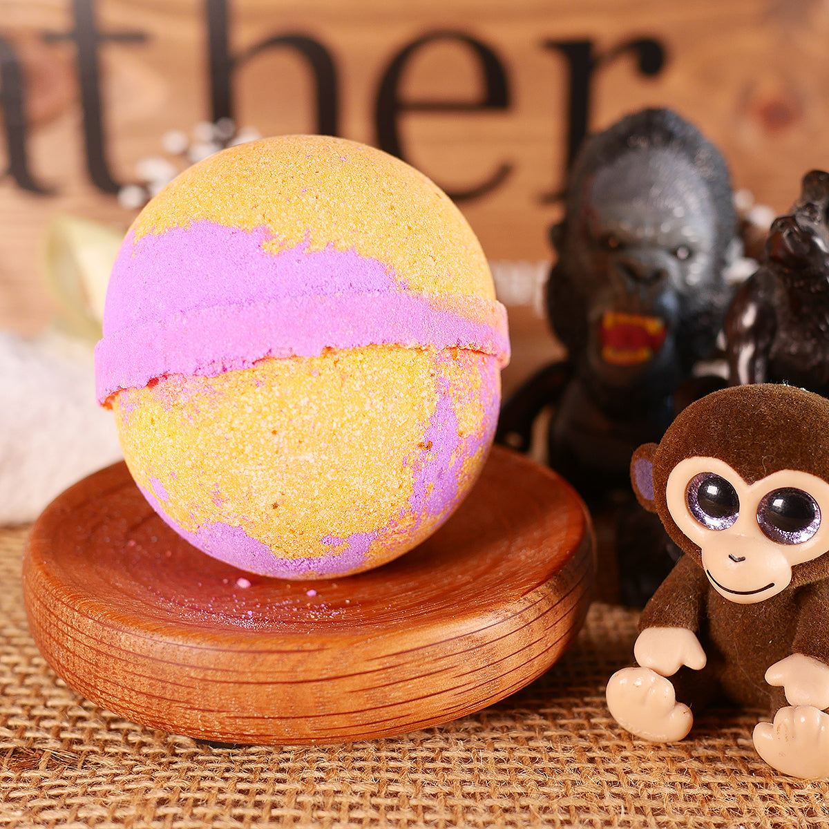 Monkey Farts Bath Bomb 7oz Lather Up UK