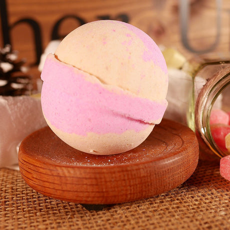 Rhubarb And Custard Bath Bomb 4oz Lather Up UK