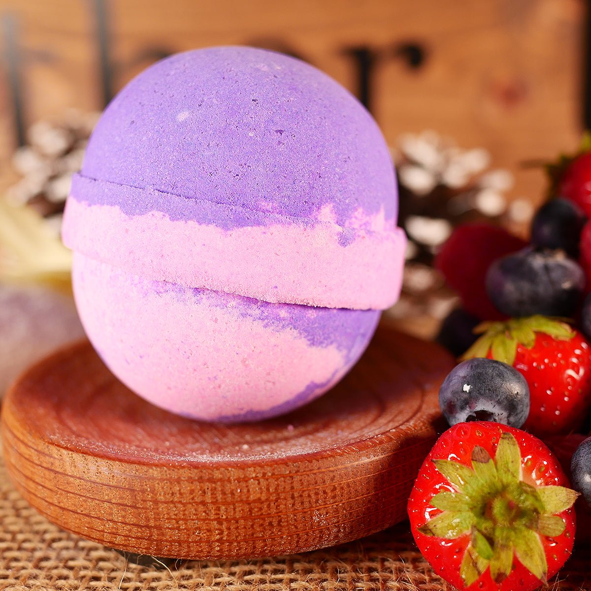 Summer Fruits Bath Bomb 4oz Lather Up UK