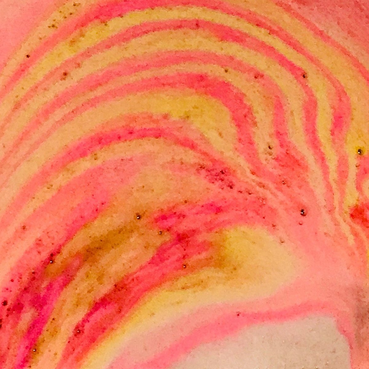 Raspberry Ripple Bath Bomb 4oz Lather Up UK